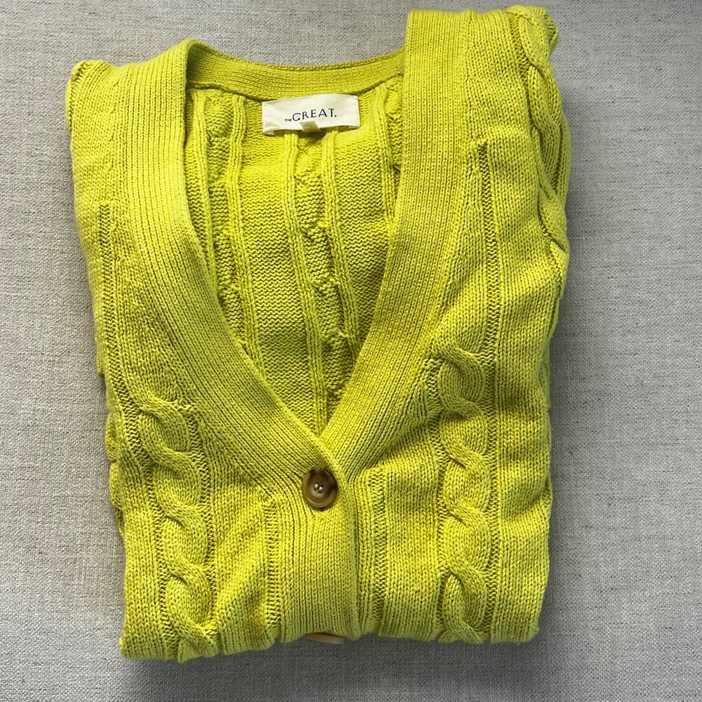 The Great - The Cable Grandpa Cardigan in Lime Zest